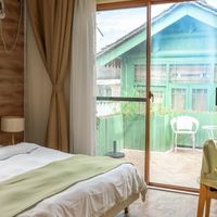 暑假来了，多少酒店民宿老板根本笑不出来？