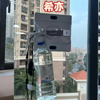 希亦、洒拖派、康佳三大擦窗机器人实测：清洁、安全水箱续航体验