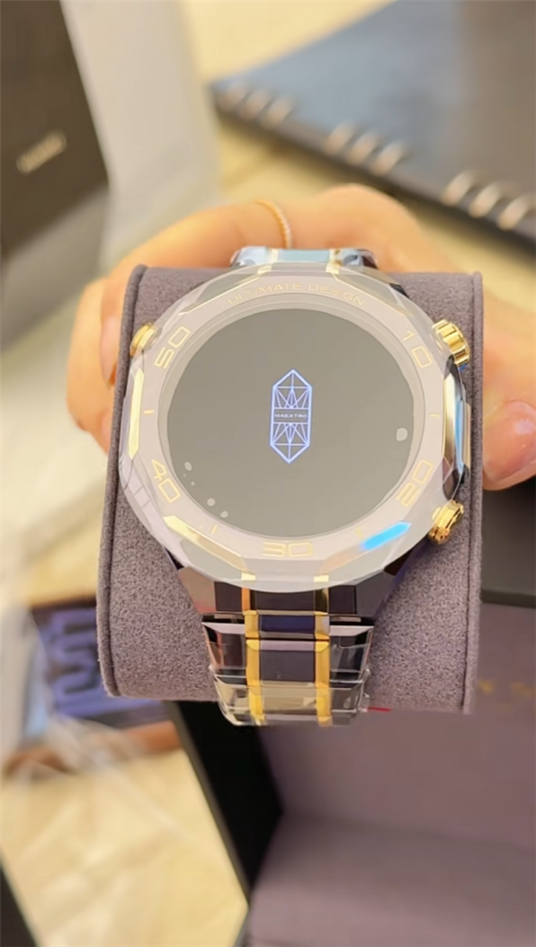 尊上加尊!华为WATCH ULTIMATE DESIGN非凡大师尊界定制款开售 24999元