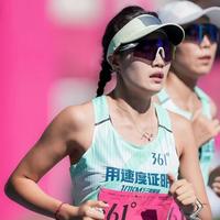 全马撞墙、肠胃崩溃都因赛前吃错!营养师7条避坑指南