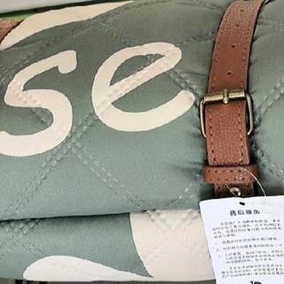别再乱买野餐垫！厚度材质价格一篇讲透，附避坑指南
