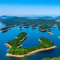 避暑民宿长住订单暴涨49%！热门山区平价房近乎售罄，想去得提前多久订