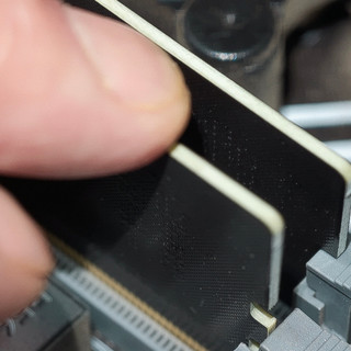 花费百元让老电脑原地起飞，Centremix芯联创DDR4，真的夯爆了