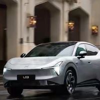 从30万预售到19.69万上市，比亚迪这一刀，砍的是谁？