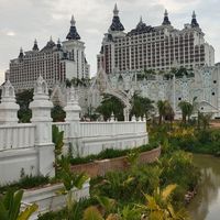 西双版纳星光夜市真实测评：拍照绝美但坑也真多，看完再决定去不去