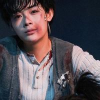 越剧小生“换芯”演暗黑童话：陈丽君的话剧《枕头人》凭什么首演秒空