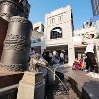 撒马尔罕雷吉斯坦广场：中亚历史的璀璨明珠