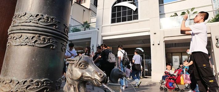 撒马尔罕雷吉斯坦广场：中亚历史的璀璨明珠