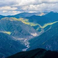 四大名山花费大揭秘：从200到1500，看完就知道该去哪座山