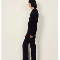 男生衣柜刚需｜SANDRO 绵羊毛圆领针织衫✨