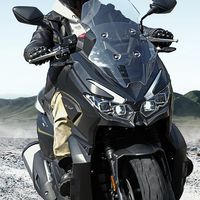 1.8万档250ADV选谁？鑫源双缸vs大阳单缸，这几点决定胜负