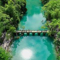荔波小七孔为什么叫“地球绿宝石”？实地走访后找到了答案