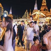 版纳吃饭别踩坑！本地人从不去告庄，藏巷子里的小店才是yyds