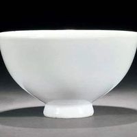 十窑九废的皇家御瓷，白度87.6度，6900万背后的六百年传奇