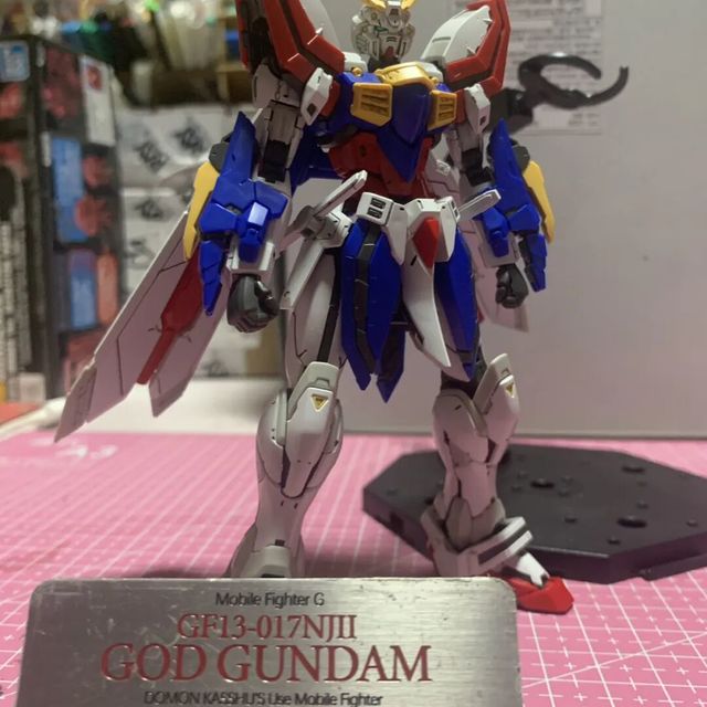 RG神高达真实测评：可动封神但手臂松垮，这钱花得值不值？
