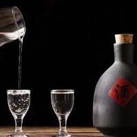 金质习酒价格腰斩，百元档酱酒是捡漏还是踩坑？一篇给你算明白