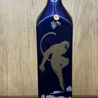 同样是高端调和威士忌，尊尼获加蓝牌和帝王21年到底哪个更值？