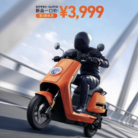 3999元小牛N风驰实测：4060W电机+70码极速，35L座桶外卖通勤全搞定？