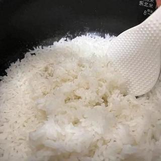 脾胃虚弱、湿气重？试试这道四神粥，健脾祛湿又养胃