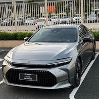 20万硬派SUV二选一：坦克300三把锁VS方程豹5电四驱，谁才是你的菜