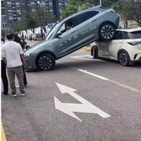 红旗自动避让系统真能救命？770万公里测试+真实案例告诉你真相