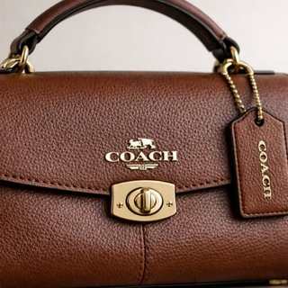 Coach、TB、MK买谁不踩雷？一张表讲清皮质、保值、渠道差距，少花冤枉钱