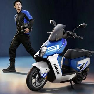 7000块电摩标配ABS+TCS，爱玛台铃谁更值？老司机帮你选