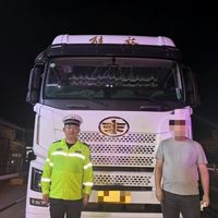 车顶帐篷装完被罚？记住这2个数字，不罚钱还合法