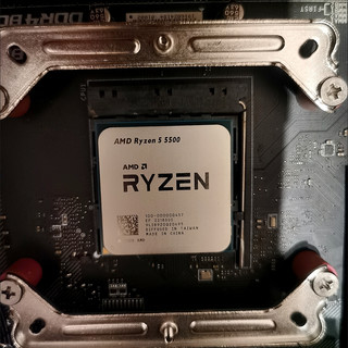 500块CPU怎么选？R5 5500对比R5 5600和i3-12100F，看完选购不纠结