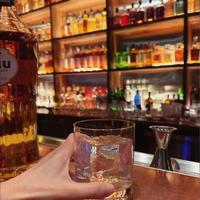 酱酒开始被年轻人兑进调酒杯，传统酒桌规则还管用吗？