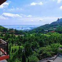 山东高考生恭喜了!赤山26℃避暑秘境免费入园,森林山海一键解锁