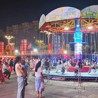 乌苏啤酒节免费请人喝18年啤酒不亏钱?一套票根经济让城市赚麻了