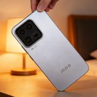 同门旗舰“性能灭霸”vs“影像机皇”，预算5000选谁一文说清