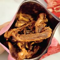 肉食爱好者狂喜！陈阿炳风干鸭架啃到停不下来🦆