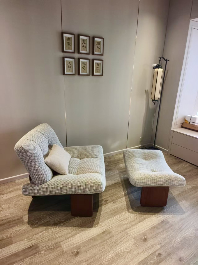 客厅家具