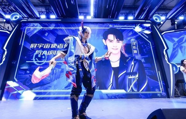 China Joy现场看汪东城，屏宇宙里看X3B