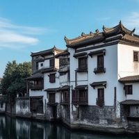 西递不是宏村平替：懂的人会挑这个时间进去，慢下来才值回票价