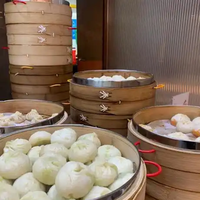 一份烤冷面28元，轰炸大鱿鱼35！街边摊反超门店，谁在赚钱谁在亏