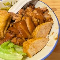 即使和深圳相比,这猪脚饭也太贵了