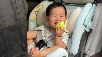 新生儿安全座椅怎么选？两款高端座椅核心差异一文说清