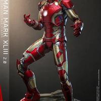 花400块买豪华版白送一个哨兵，Hot Toys钢铁侠Mark43 2.0怎么选