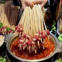 来成都别再被网红店骗了！本地人私藏的老小区美食地图，去了才知道多香