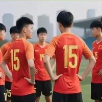 7:1踢崩日本冠军！中国足球小将9年对日不败，我却笑不出来