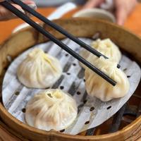 上海蟹粉小笼3家老字号实测！极致鲜香vs性价比之王怎么选