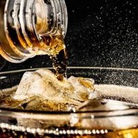 2026年夏天含糖碳酸饮料销量暴跌经销商库存积压