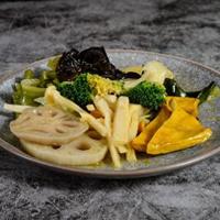 网红隔夜燕麦杯翻车！血糖飙升比可乐还快，冰箱细菌超马桶几十倍