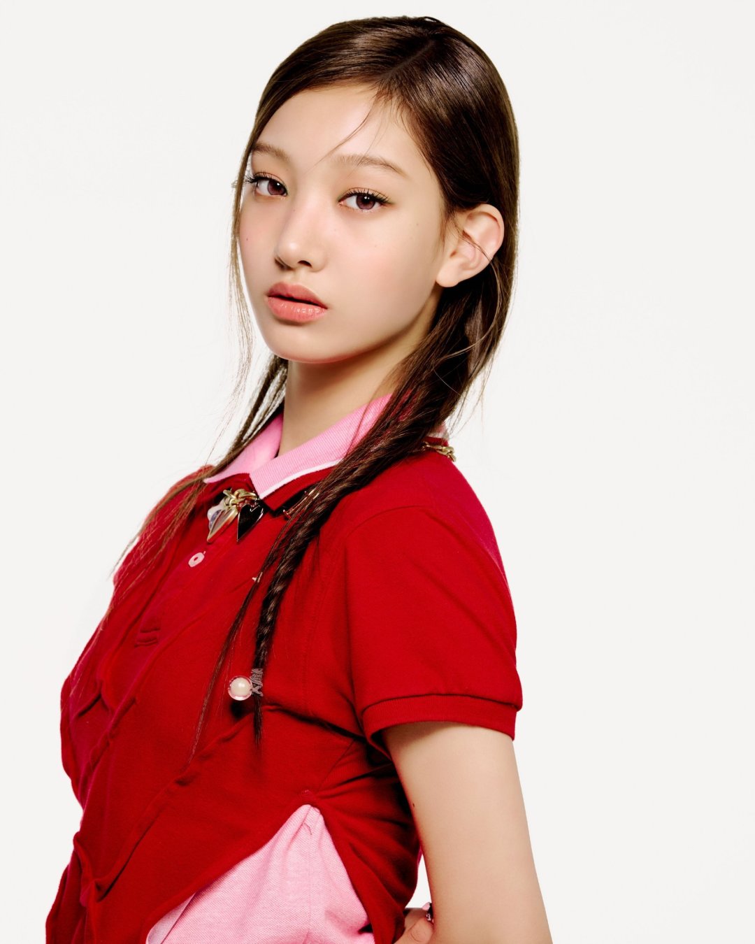 HYBE重磅新女团TUIDE公开，成员含TWICE志效亲妹