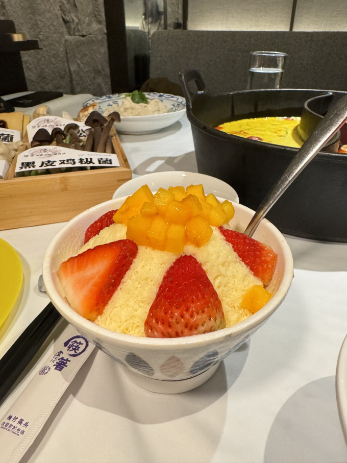 聚会餐饮