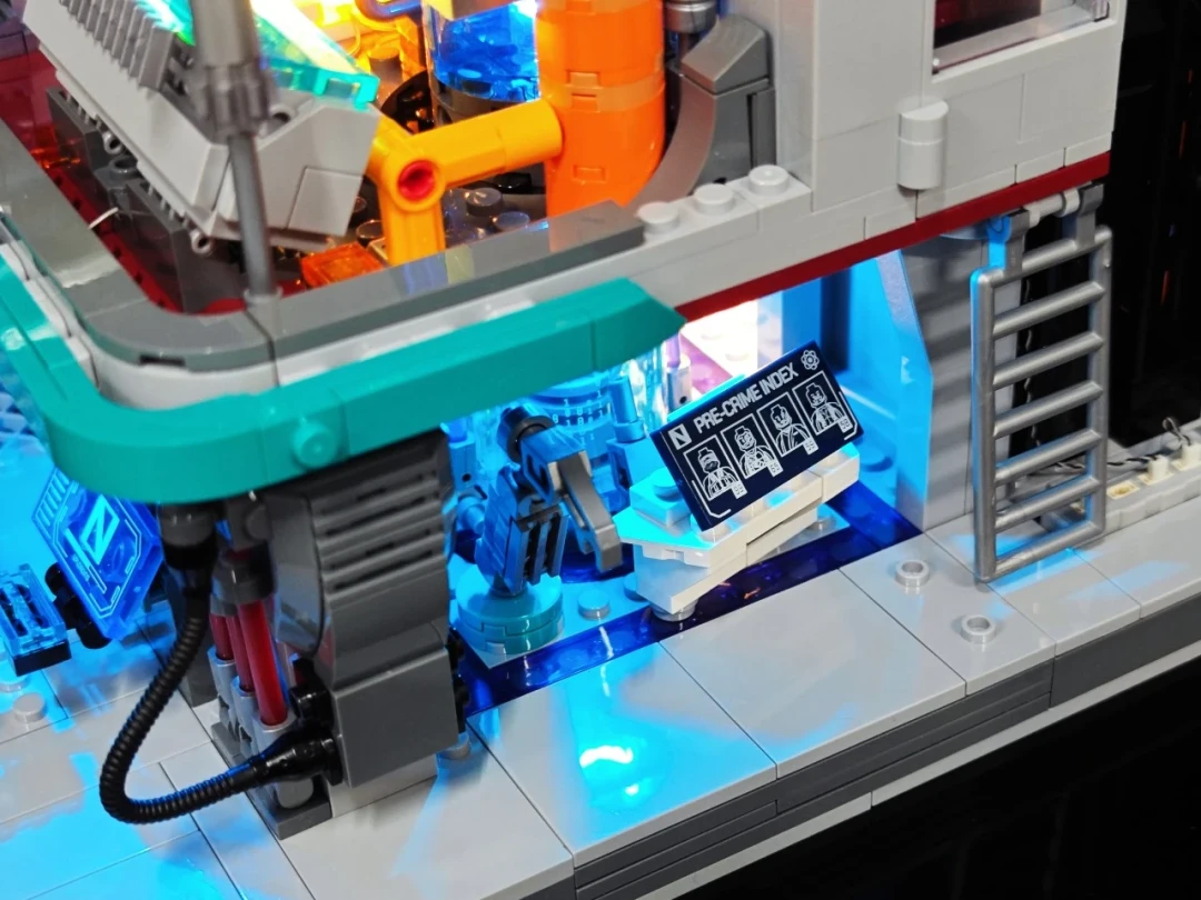 霓虹算力枢纽登场|Lumibricks 七月赛博朋克新作 —— 数据工作站 拼装体验分享