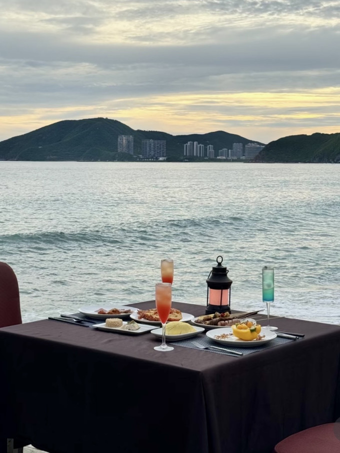 聚会餐饮